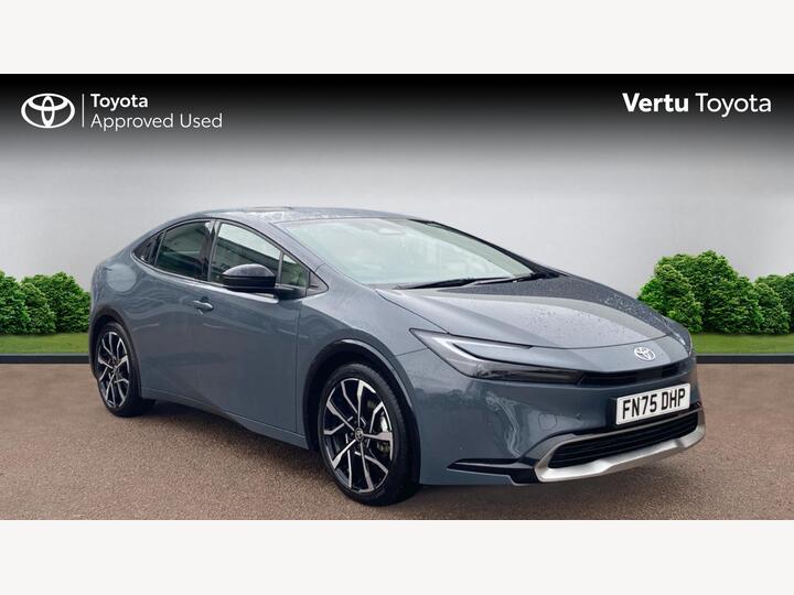 Toyota Prius 2.0 13.6kWh Excel CVT Euro 6 (s/s) 5dr