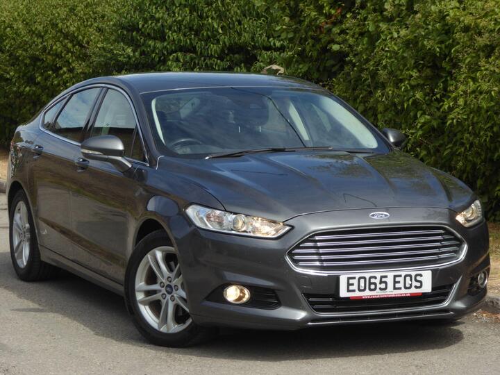 Ford Mondeo 2.0 TDCi Titanium Euro 6 (s/s) 5dr
