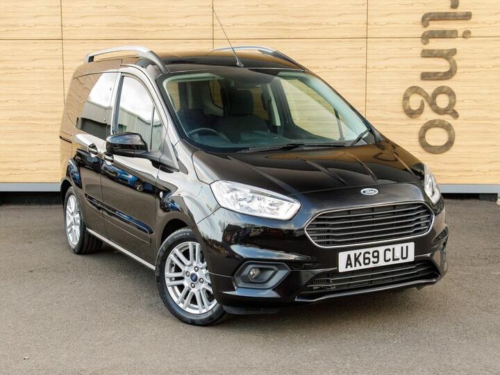Ford Tourneo Courier 1.0 EcoBoost Titanium Euro 6 5dr