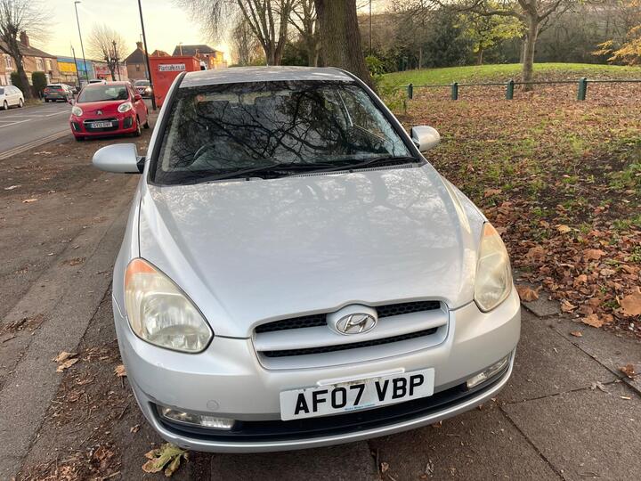 Hyundai Accent 1.4 Atlantic 3dr Hyundai Accent 1.4 Atlantic 3dr