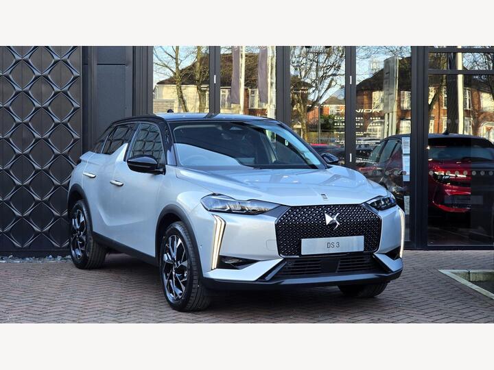 DS AUTOMOBILES DS 3 1.2 Hybrid MHEV Etoile E-DSC Euro 6 (s/s) 5dr