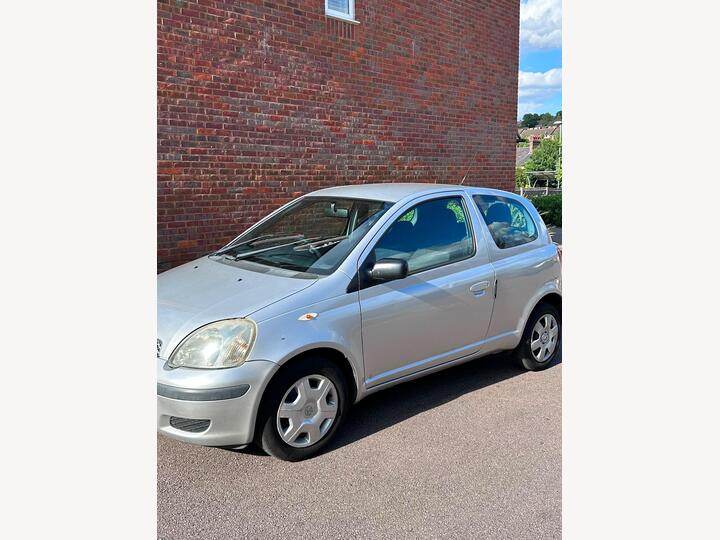 Toyota Yaris 1.0 VVT-i T3 3dr