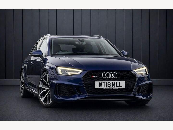 Audi RS4 AVANT 2.9 TFSI V6 Tiptronic Quattro Euro 6 (s/s) 5dr Audi RS4 AVANT 2.9 TFSI V6 Tiptronic Quattro Euro 6 (s/s) 5dr