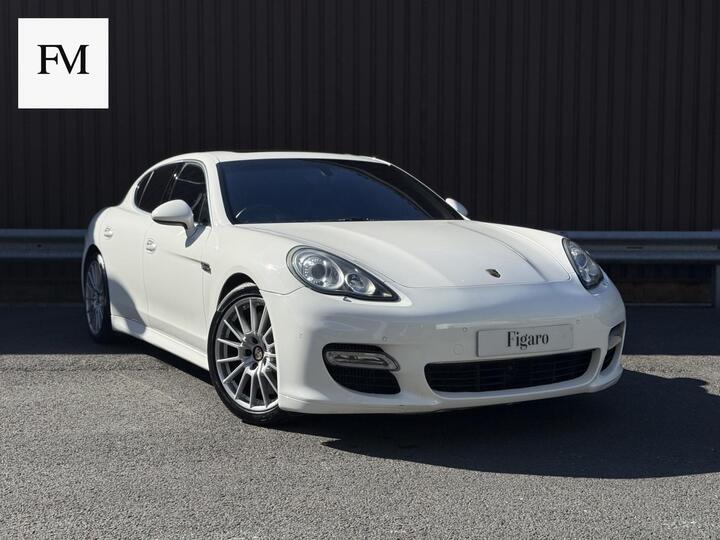 Porsche Panamera 4.8T V8 PDK 4WD Euro 5 (s/s) 5dr