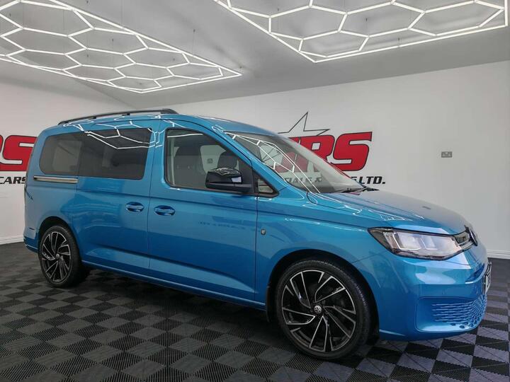 Volkswagen CADDY 2.0 TDI Life DSG Euro 6 (s/s) 5dr Volkswagen CADDY 2.0 TDI Life DSG Euro 6 (s/s) 5dr