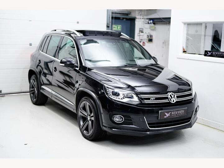 Volkswagen Tiguan 2.0 TDI BlueMotion Tech R-Line DSG 4WD Euro 5 (s/s) 5dr