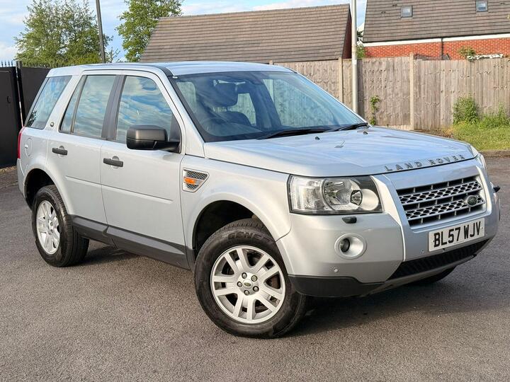 Land Rover Freelander 2 2.2 TD4 SE Auto 4WD Euro 4 5dr Land Rover Freelander 2 2.2 TD4 SE Auto 4WD Euro 4 5dr