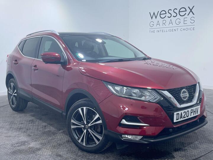 Nissan Qashqai 1.3 DIG-T N-Connecta Euro 6 (s/s) 5dr