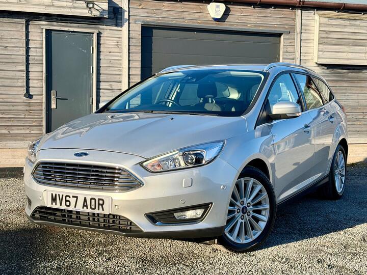 Ford Focus 1.0T EcoBoost Titanium X Euro 6 (s/s) 5dr