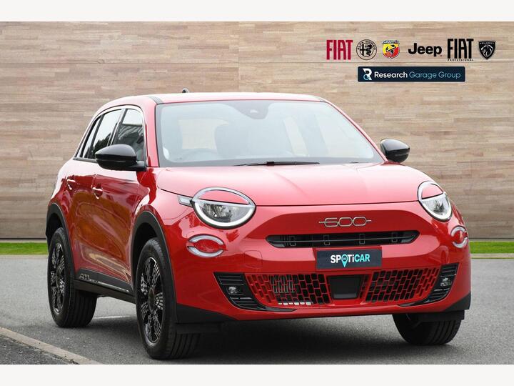 Fiat 600 1.2 MHEV E-DCT Euro 6 (s/s) 5dr