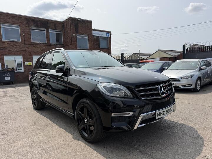 Mercedes-Benz M CLASS 3.0 ML350 V6 BlueTEC AMG Line G-Tronic 4WD Euro 6 (s/s) 5dr