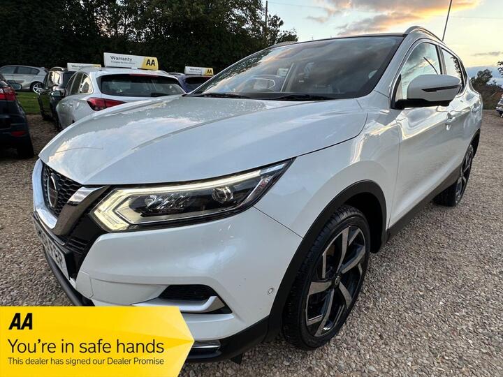 Nissan QASHQAI 1.5 DCi Tekna Euro 6 (s/s) 5dr