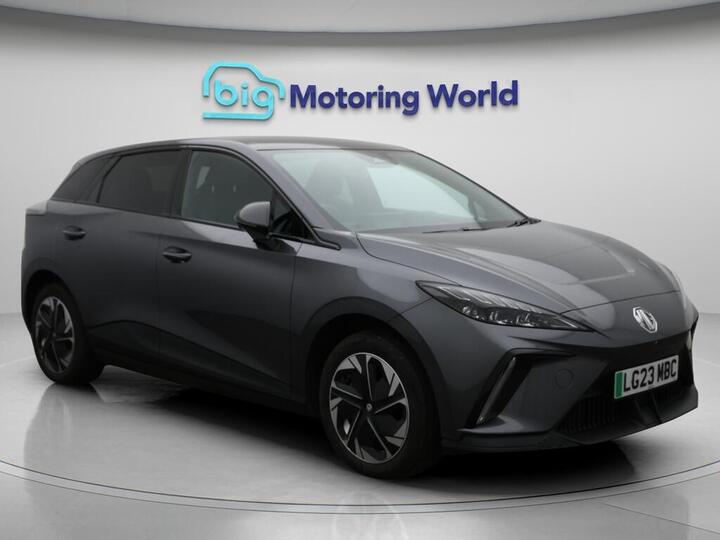 MG MG4 64kWh Trophy Long Range Auto 5dr