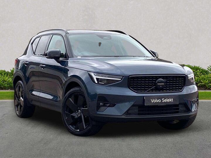 Volvo XC40 2.0 B4 MHEV Ultra Black Edition DCT Auto Euro 6 (s/s) 5dr