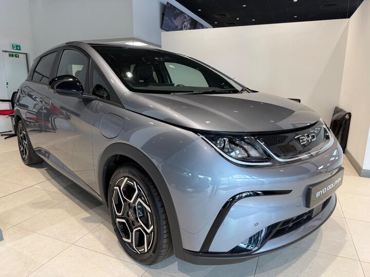 BYD Dolphin 60.48kWh Design Auto 5dr