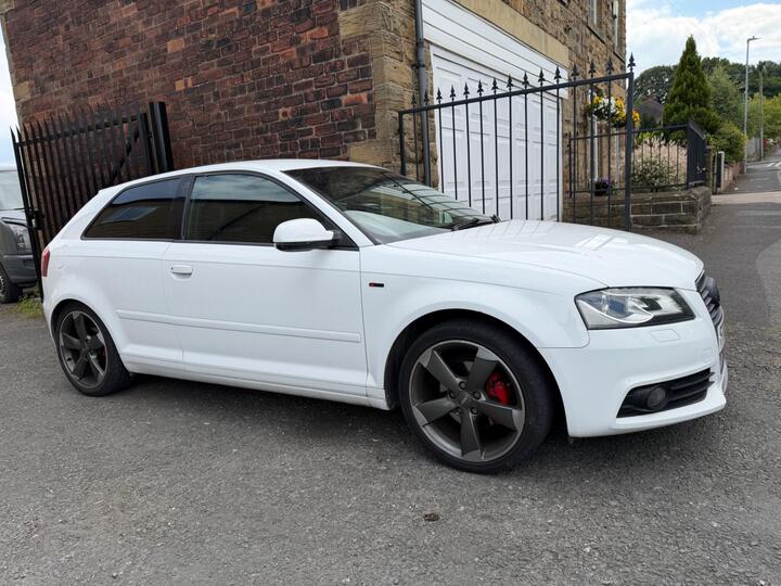 Audi A3 2.0 TDI Black Edition Euro 5 (s/s) 3dr