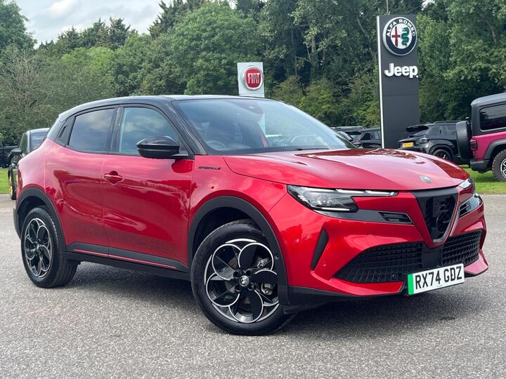 Alfa Romeo Junior 54kWh Elettrica Speciale Auto 5dr