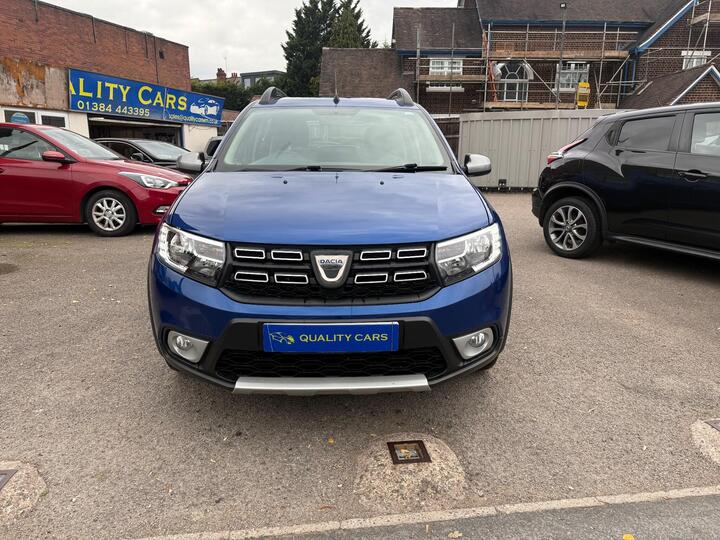 Dacia Sandero Stepway 0.9 TCe Essential Euro 6 (s/s) 5dr