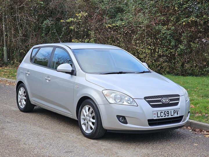 Kia Ceed 1.6 CRDi LS 5dr
