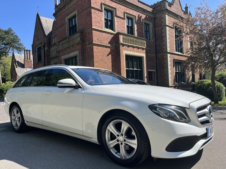 Mercedes-Benz E CLASS 2.0 E220d SE G-Tronic+ Euro 6 (s/s) 5dr Mercedes-Benz E CLASS 2.0 E220d SE G-Tronic+ Euro 6 (s/s) 5dr