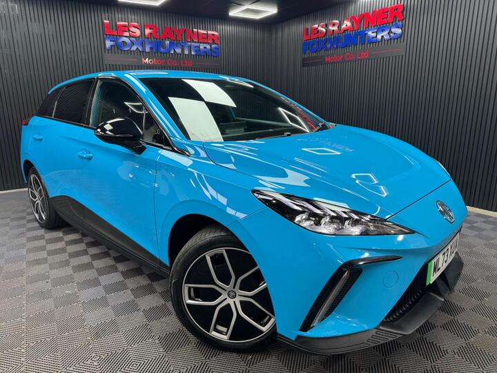 MG MG4 64kWh Trophy Long Range Auto 5dr