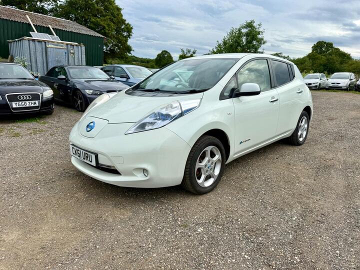 Nissan Leaf 24kWh Auto 5dr
