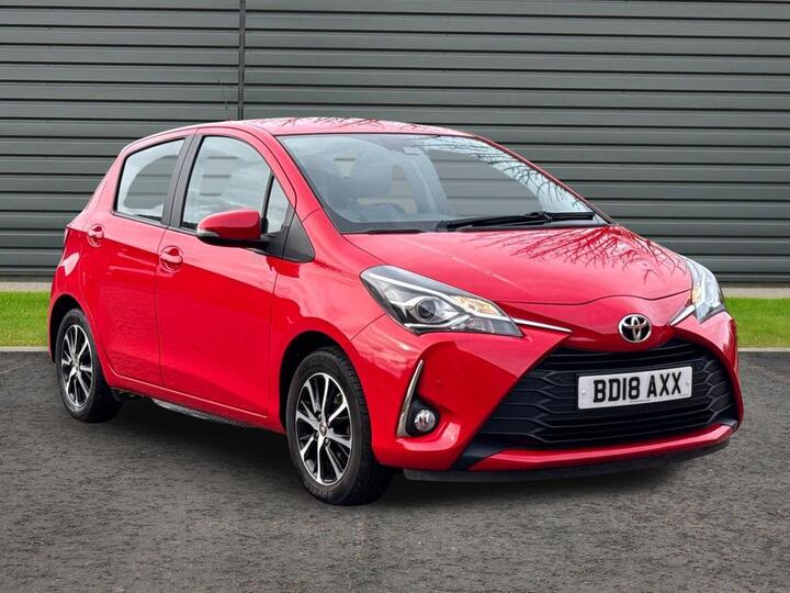 Toyota Yaris 1.5 VVT-i Icon Tech Euro 6 5dr Toyota Yaris 1.5 VVT-i Icon Tech Euro 6 5dr