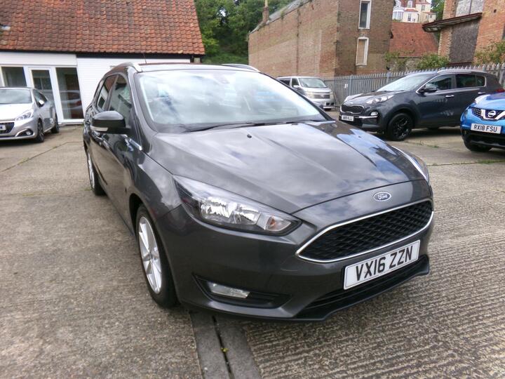 Ford Focus 1.6 Zetec Powershift Euro 6 5dr
