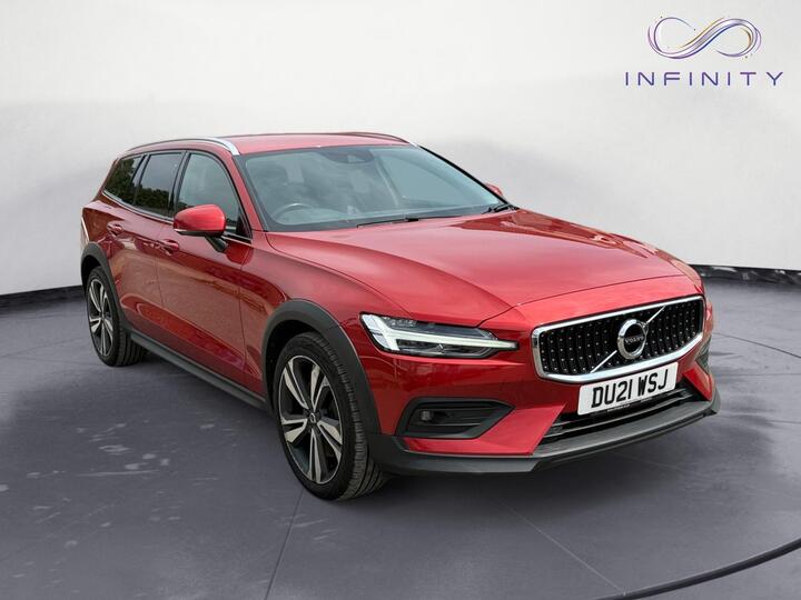 Volvo V60 Cross Country 2.0 B4 MHEV Auto AWD Euro 6 (s/s) 5dr