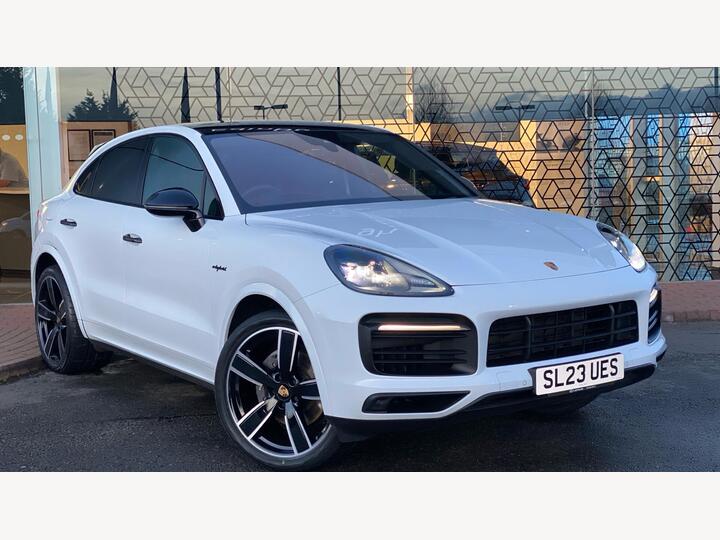 Porsche Cayenne 3.0 V6 E-Hybrid 17.9kWh Platinum Edition TiptronicS 4WD Euro 6 (s/s) 5dr (3.6kW Charger)
