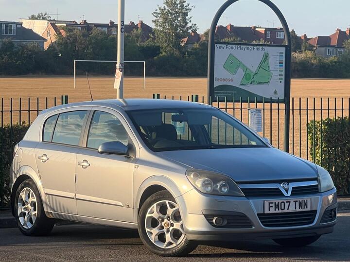 Vauxhall Astra 1.4i 16v SXi 5dr
