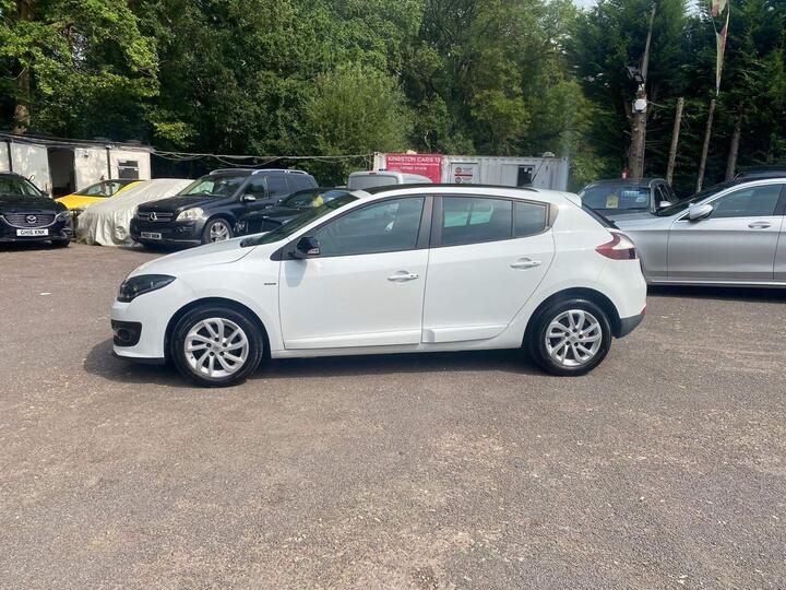 Renault Megane 1.5 DCi Limited Nav Euro 6 (s/s) 5dr Renault Megane 1.5 DCi Limited Nav Euro 6 (s/s) 5dr