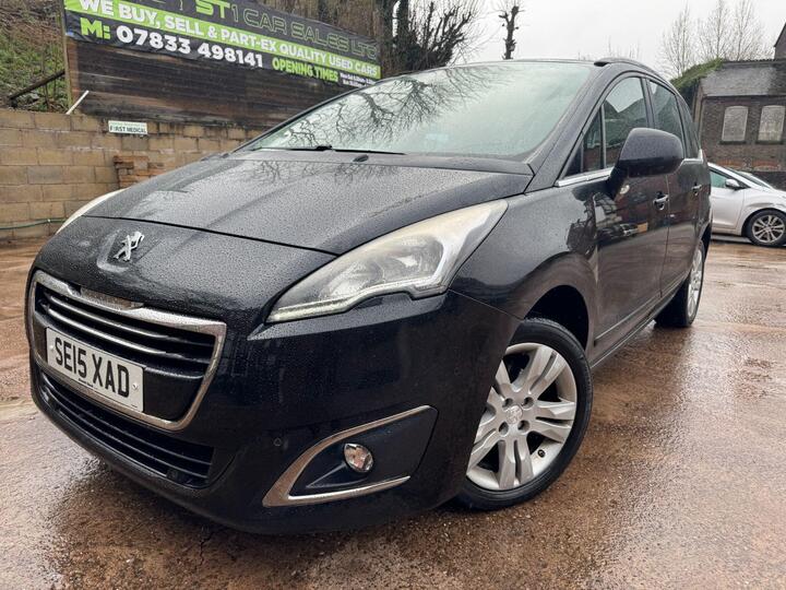 Peugeot 5008 1.6 HDi Active Euro 5 5dr Peugeot 5008 1.6 HDi Active Euro 5 5dr