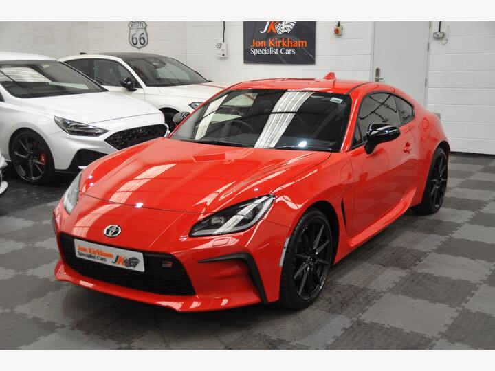 Toyota GR86 2.4 Boxer D-4S Euro 6 2dr