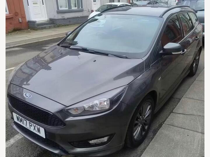 Ford Focus 1.0T EcoBoost ST-Line Euro 6 (s/s) 5dr