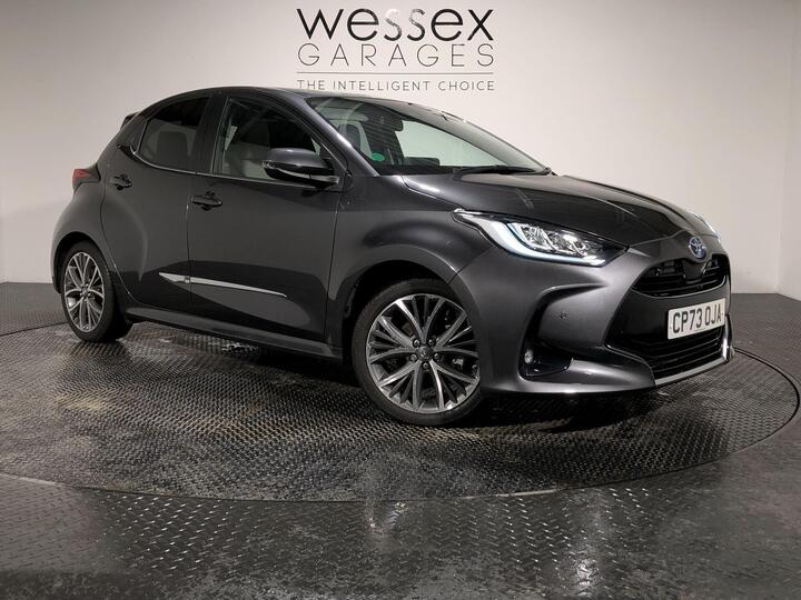 Toyota Yaris 1.5 VVT-h Excel E-CVT Euro 6 (s/s) 5dr Toyota Yaris 1.5 VVT-h Excel E-CVT Euro 6 (s/s) 5dr