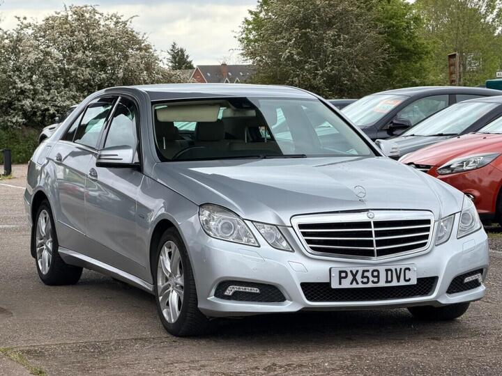 Mercedes-Benz E-CLASS 3.0 E350 CDI V6 BlueEfficiency Avantgarde G-Tronic Euro 5 4dr