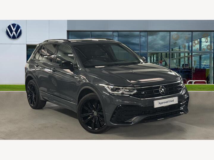 Volkswagen Tiguan 1.5 TSI Black Edition DSG Euro 6 (s/s) 5dr Volkswagen Tiguan 1.5 TSI Black Edition DSG Euro 6 (s/s) 5dr