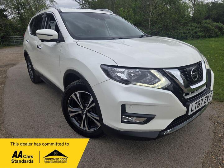 Nissan X-Trail 1.6 DCi N-Connecta Euro 6 (s/s) 5dr Nissan X-Trail 1.6 DCi N-Connecta Euro 6 (s/s) 5dr