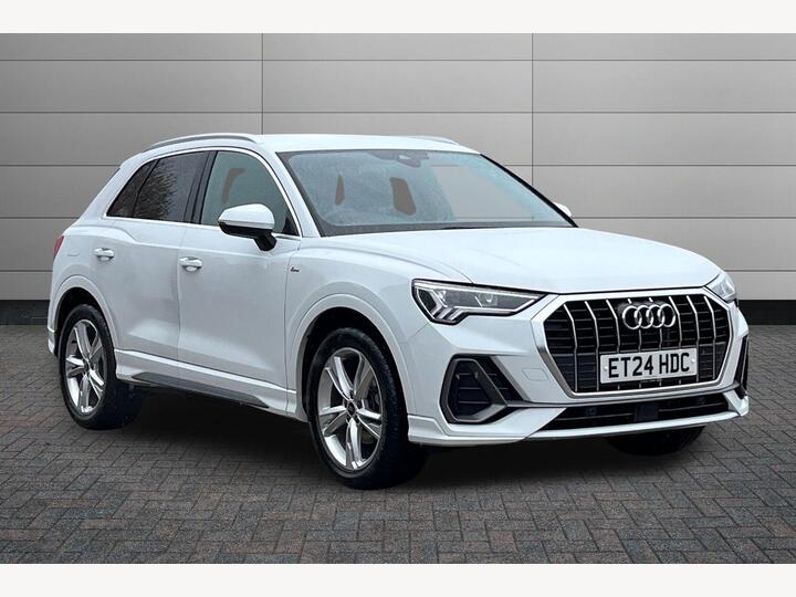 Audi Q3 1.5 TFSI CoD 35 S Line S Tronic Euro 6 (s/s) 5dr
