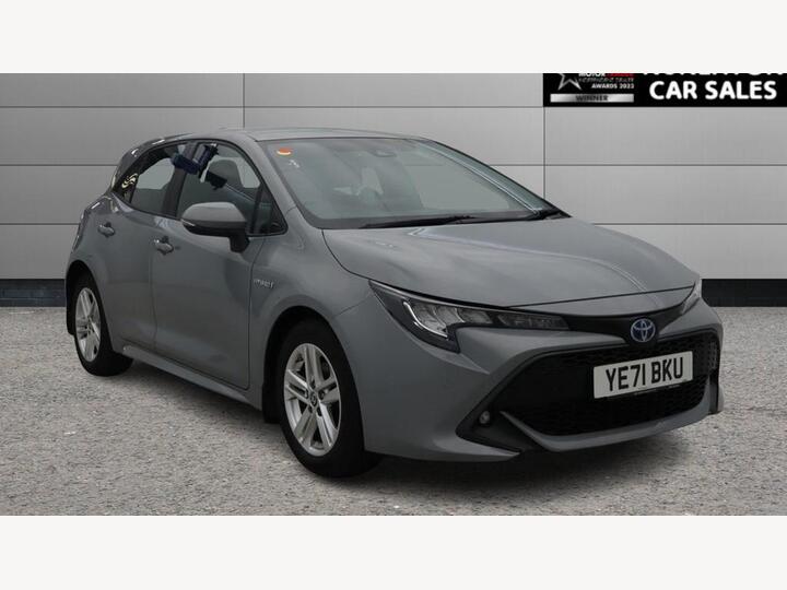 Toyota COROLLA 1.8 VVT-h Icon Tech CVT Euro 6 (s/s) 5dr