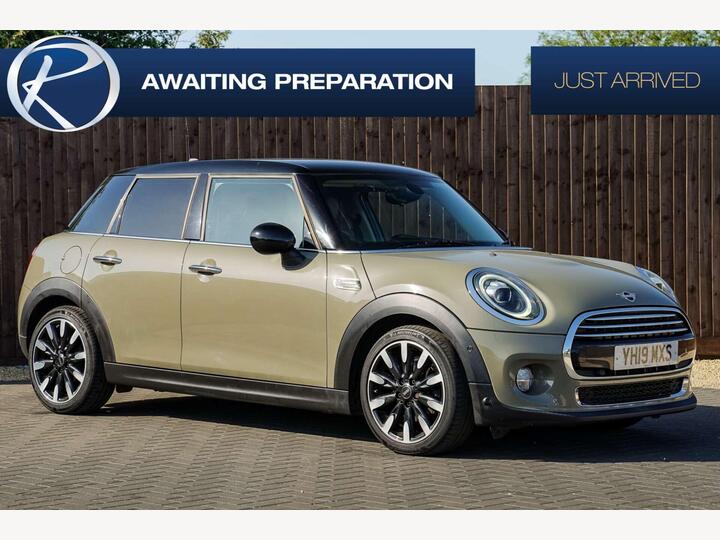 MINI HATCH 1.5 Cooper Exclusive Steptronic Euro 6 (s/s) 5dr