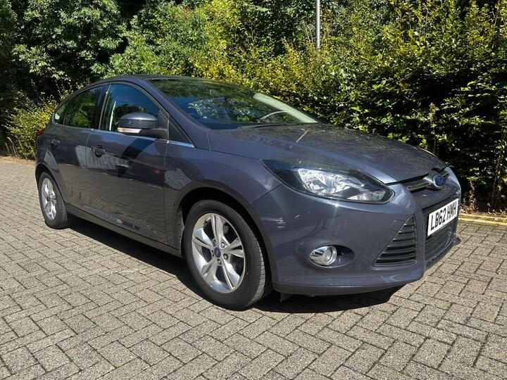 Ford Focus 1.6 Zetec Powershift Euro 5 5dr