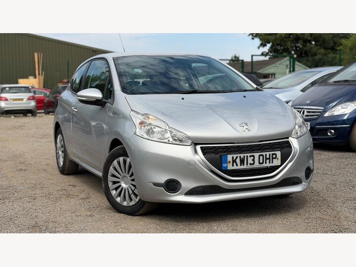 Peugeot 208 1.2 VTi Access+ Euro 5 3dr