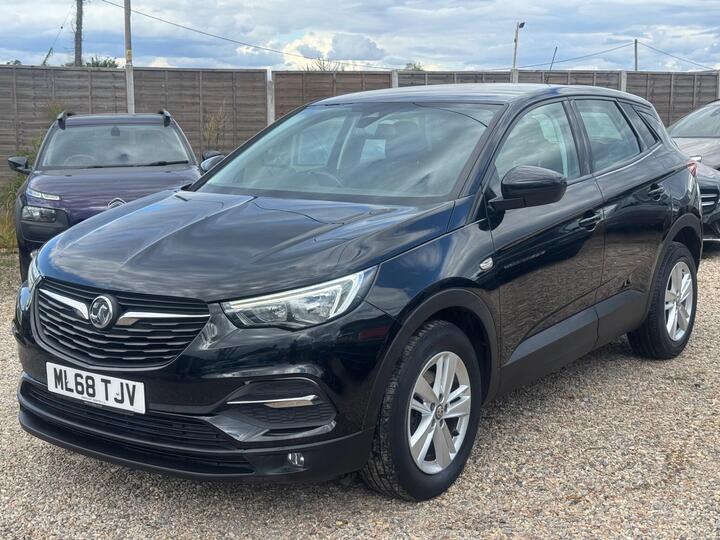 Vauxhall Grandland X 1.2 Turbo SE Auto Euro 6 (s/s) 5dr