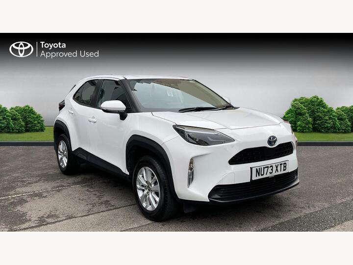 Toyota Yaris Cross 1.5 VVT-h Icon E-CVT Euro 6 (s/s) 5dr Toyota Yaris Cross 1.5 VVT-h Icon E-CVT Euro 6 (s/s) 5dr