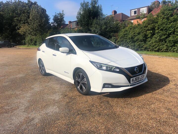 Nissan Leaf 40kWh Tekna Auto 5dr