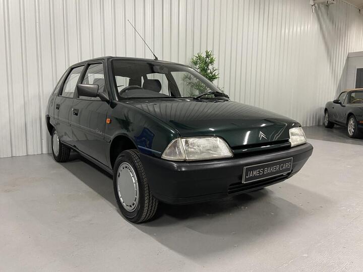 Citroen AX -