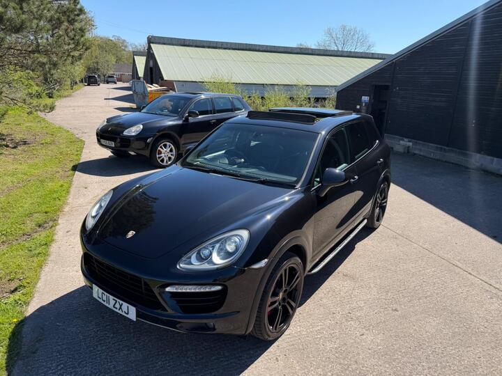 Porsche Cayenne 4.8T V8 TiptronicS 4WD Euro 5 (s/s) 5dr