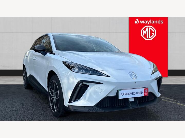 MG MG4 64kWh Trophy Long Range Auto 5dr
